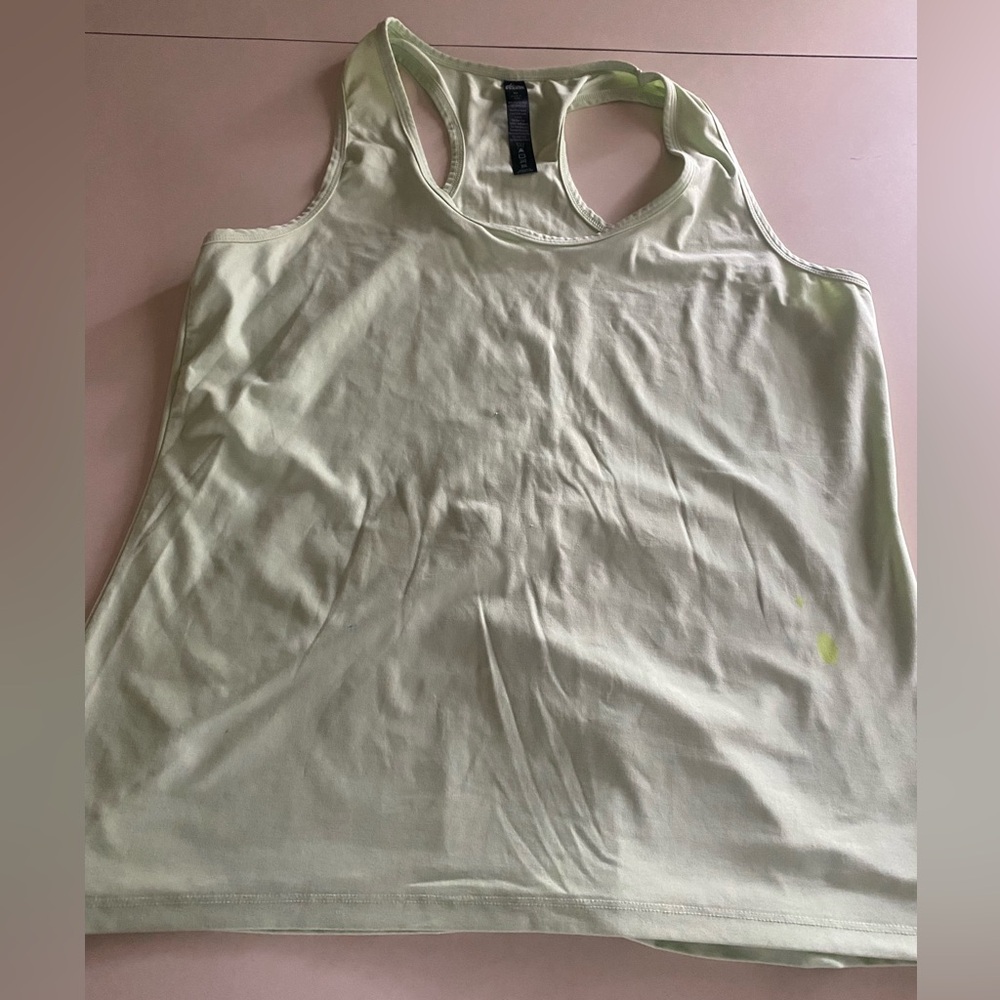 Women’s active wear tank